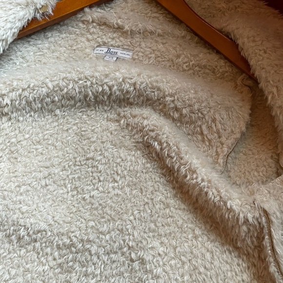 Stylish Tan Shearling and Suede Jacket - Picture 10 of 10